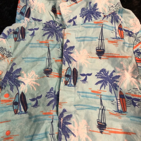 Pet posse button up puppy top. Size medium . - Picture 2 of 5